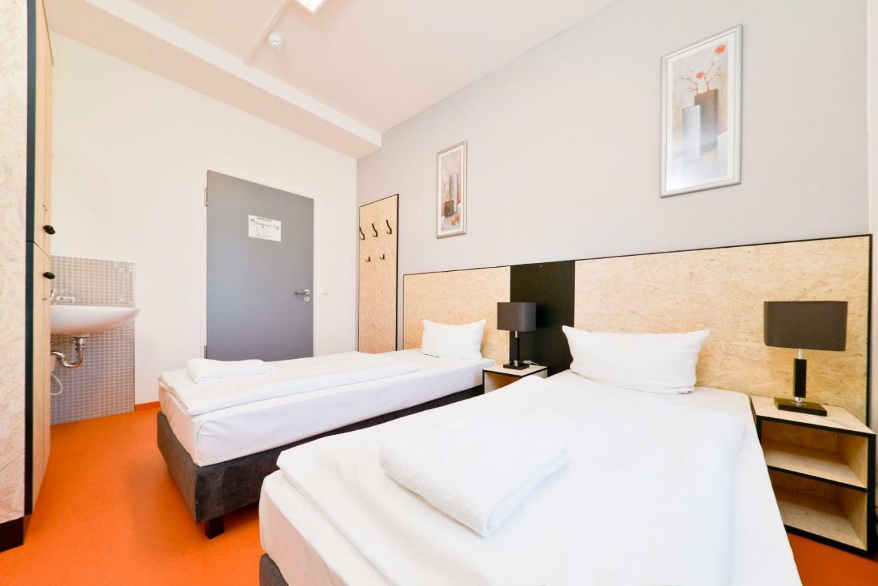 Lok Hostel Zossen Extérieur photo